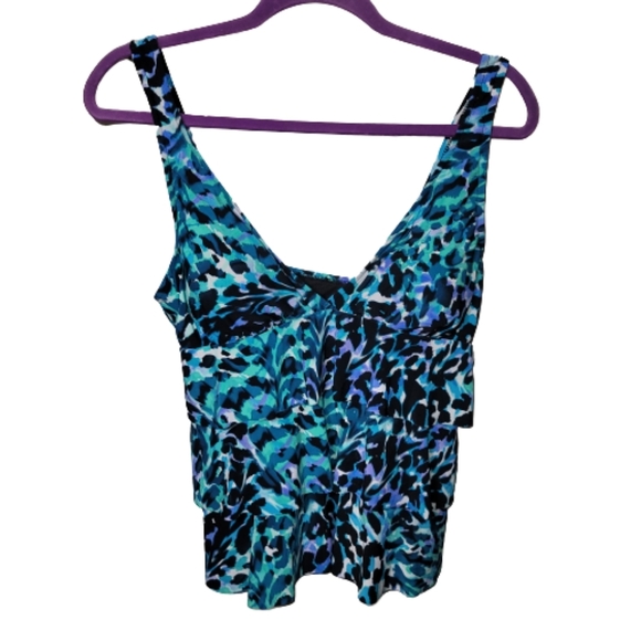 VANISHING ACT Other - Vanishing ACT tankini top animal print knit size 12 BLUE TEAL BLACK WHITE